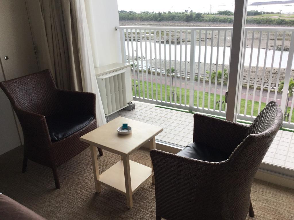 Hotel Gran View Garden Okinawa Tomigusuku Exteriör bild